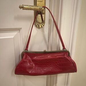 Vintage Clasp Red Snakeskin Shoulder Bag